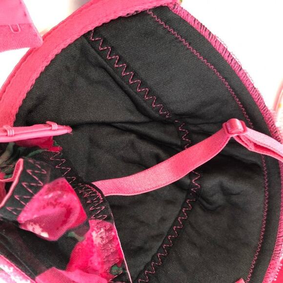 Victoria Secret Bra 34D Pink Cherry Print Black Underwire Vintage 2003 Y2K Tags - Picture 6 of 12